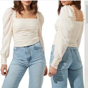 ASTR The Label Square Neck Puff Sleeve Top Size M